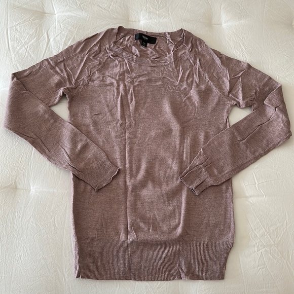 3 for $25 - EUC Mauve Sweater - Picture 2 of 3